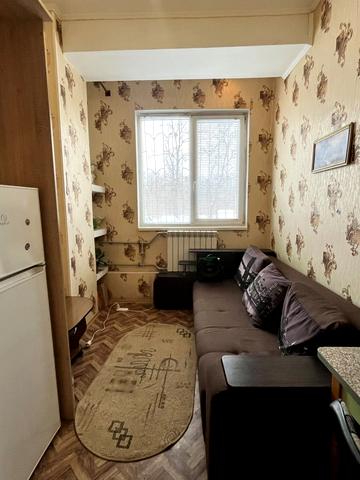 Миру вул., 90