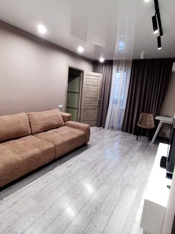 Алана Шепарда вул. (Суворова), 11-А