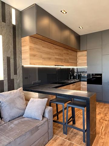 Джона Маккейна вул. (Івана Кудрі), 7