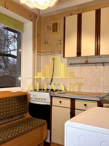 Межова вул., 19-Б