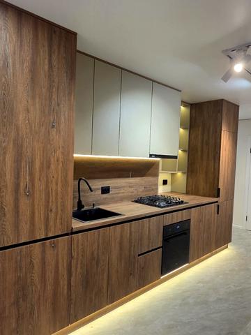 Андрія Сахарова вул., 10