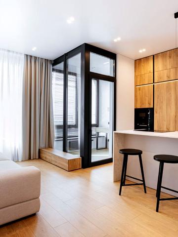 Ґарета Джонса вул. (Сімї Хохлових), 12