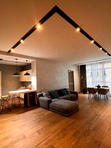 Крутогірний узвіз (Рогальова), 18