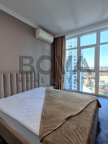 Андрія Верхогляда вул. (Михайла Драгомирова), 16