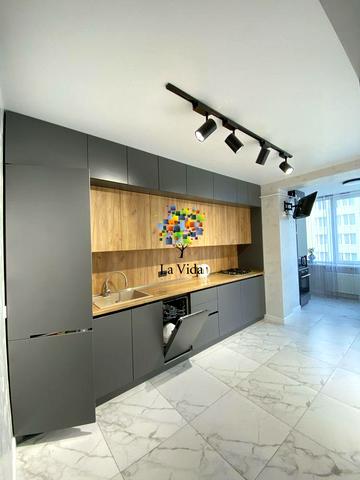 Абрикосова вул., 7