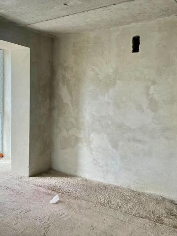 Чорновола вул., (Будинок 1)