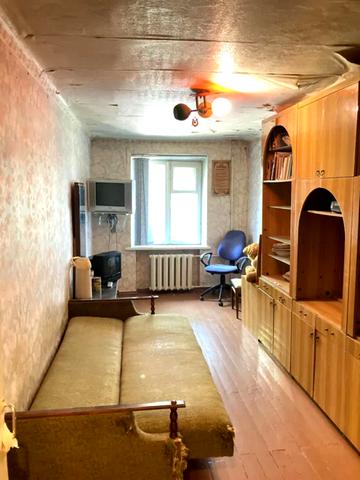 Яценка вул., 10