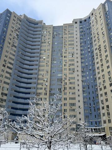 Академіка Глушкова просп., 9-В