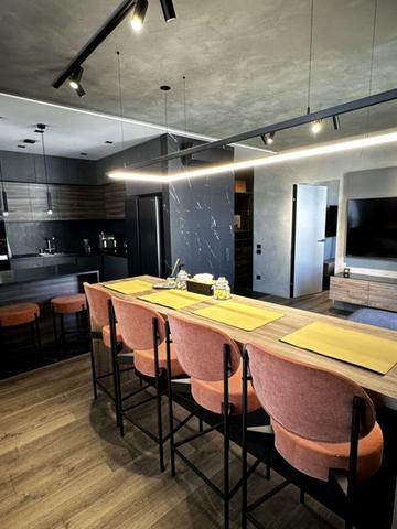 Зарічна вул., 2 к1