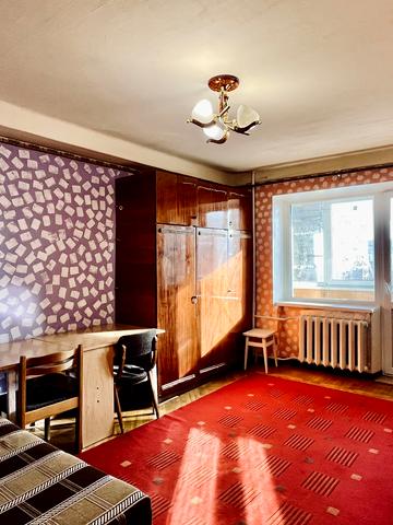 Новодарницька вул., 27