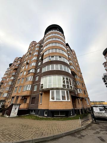 Олеся Гончара вул., 3