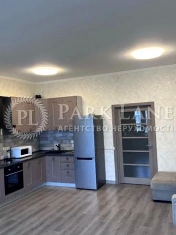 Жилянська вул., 118