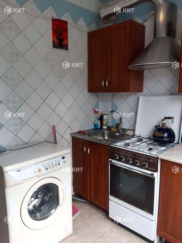 Гвардійців-Широнінців вул., 14