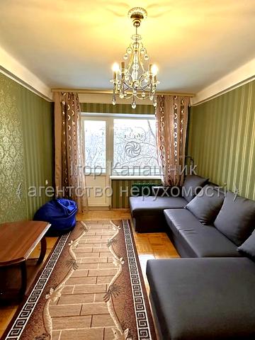 Верховної Ради бульв., 16