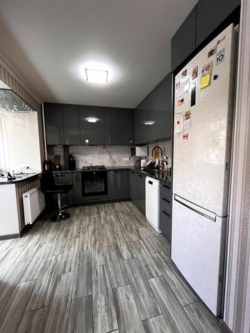 Кушнірука вул. (Гастелло), 16