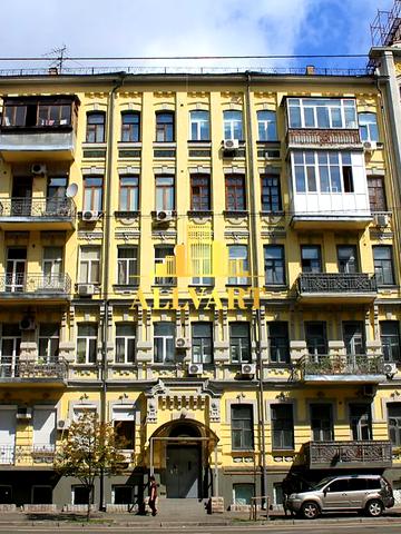 Саксаганського вул., 36