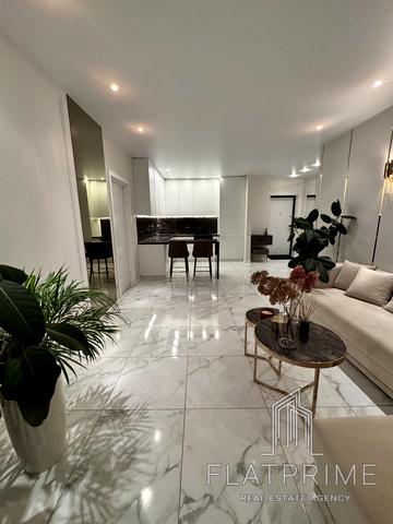 Зарічна вул., 6 к1