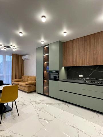 Леоніда Перфецького вул., 2