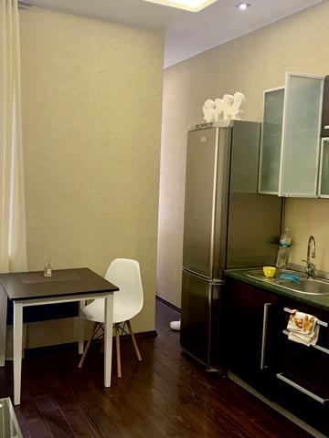 Потебні вул., 3