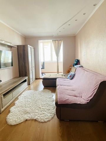 Зарічанська вул., 11л