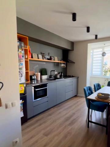 Зелена вул., 1