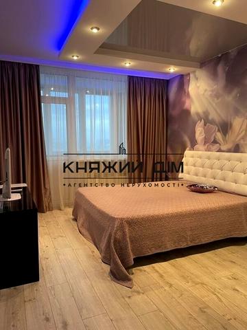 Єлизавети Чавдар вул., 1