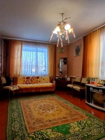 Вчительська, 1
