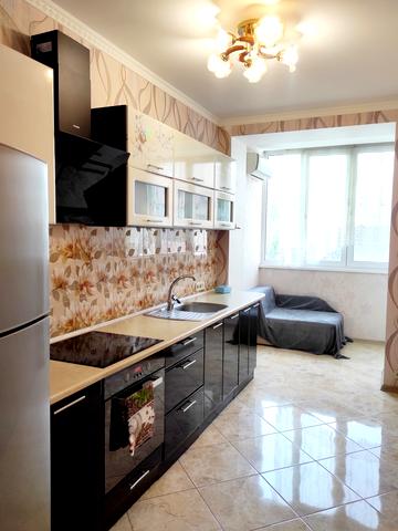 Михайла Грушевського вул., 39/3 к2