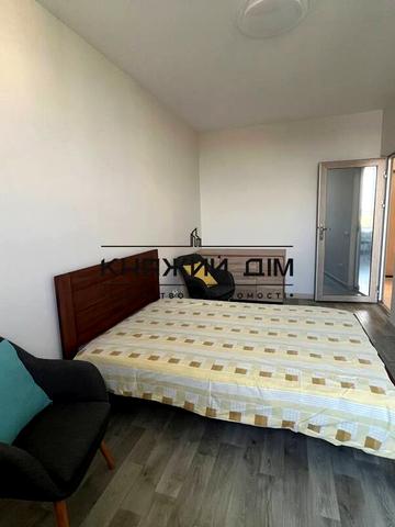 Юлії Здановської вул. (Ломоносова), 34-Б