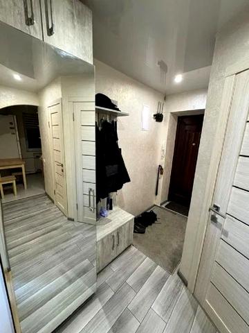 Затишна вул., 24