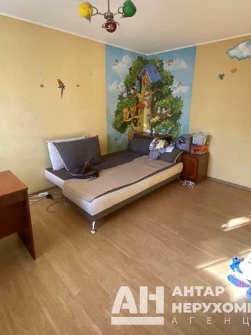 Острівська вул., 4