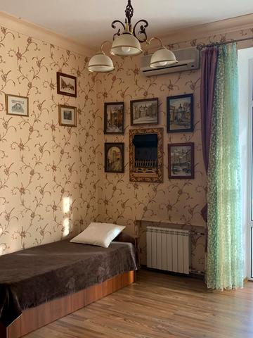 Гетьмана Павла Полуботка вул. (Попудренка), 18-А