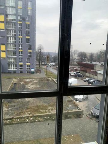 Якова Гніздовського вул., 75в