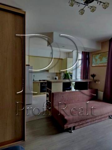 Соборна вул., 103/7