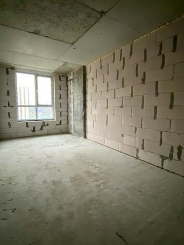 Келецька вул., 136