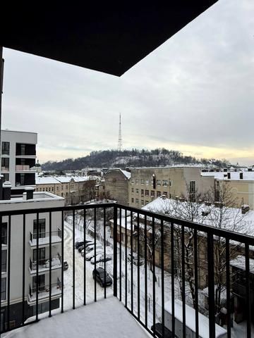 Лемківська вул., 11