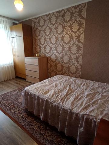 Польова вул., 10