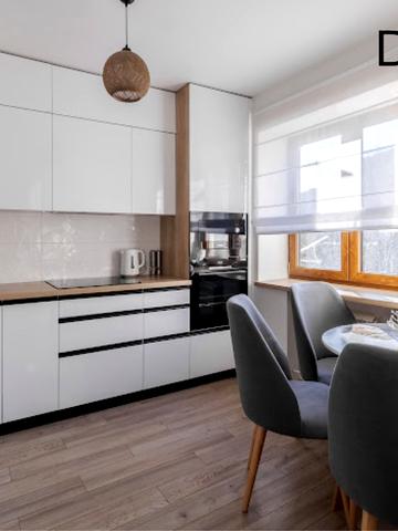 Юрія Липи вул., 12