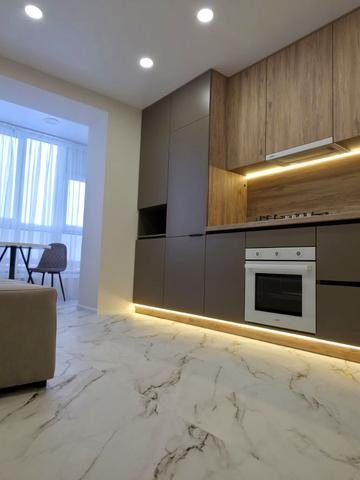 Текстильна вул., 18