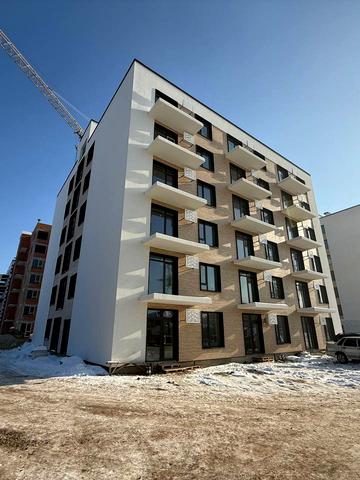 Євгена Коновальця вул., (Будинок 4)