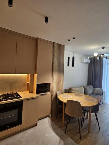 Капушанська вул., (Будинок 2)