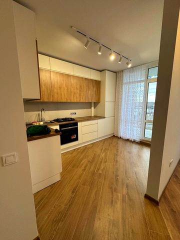 Тараса Шевченка вул., (Будинок 4)