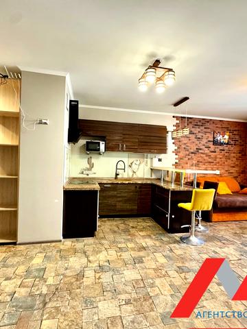 Анатолія Петрицького вул., 19