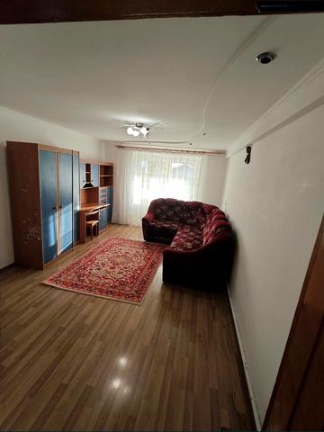 Наварійська вул., 2а