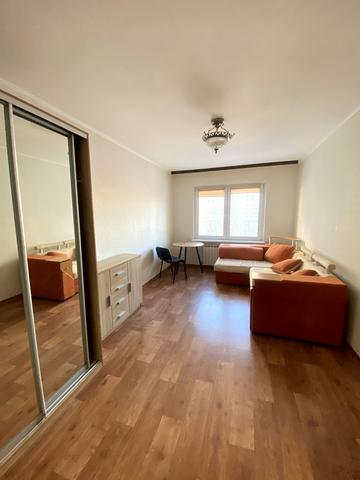 Григорія Ващенка вул., 5