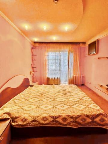 Зодчих вул., 62