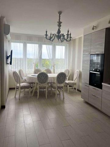 Павла Чубинського вул., 3