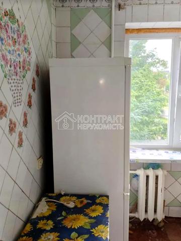 Миру вул., 100