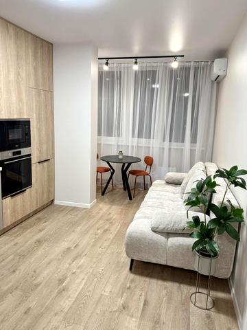 Повітряних Сил просп. (Повітрофлотський), 56-Б