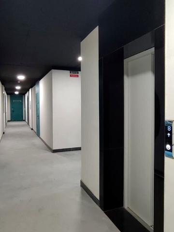 Карпатська вул., 10-Б